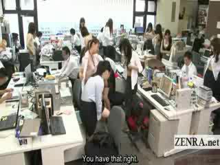 Subtitled enf japansk kontor damer safety drill stripping