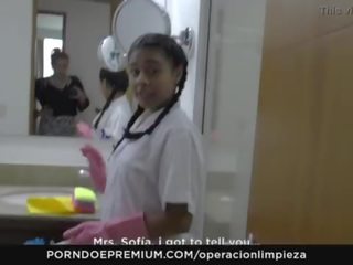 Operacion limpieza - latina colombian servitoare pasarica licking sef în lesbian la dracu