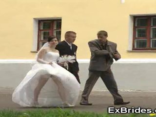 จริง brides upskirts!